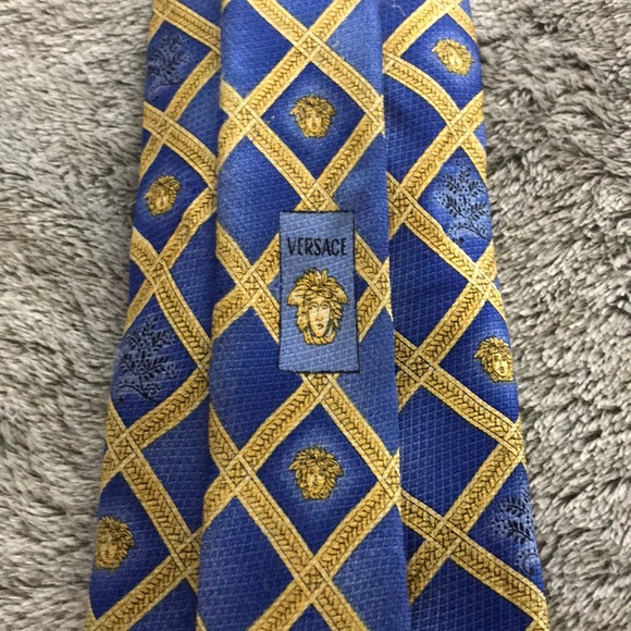 Vintage Versace Tie!!! - Picture 2 of 4
